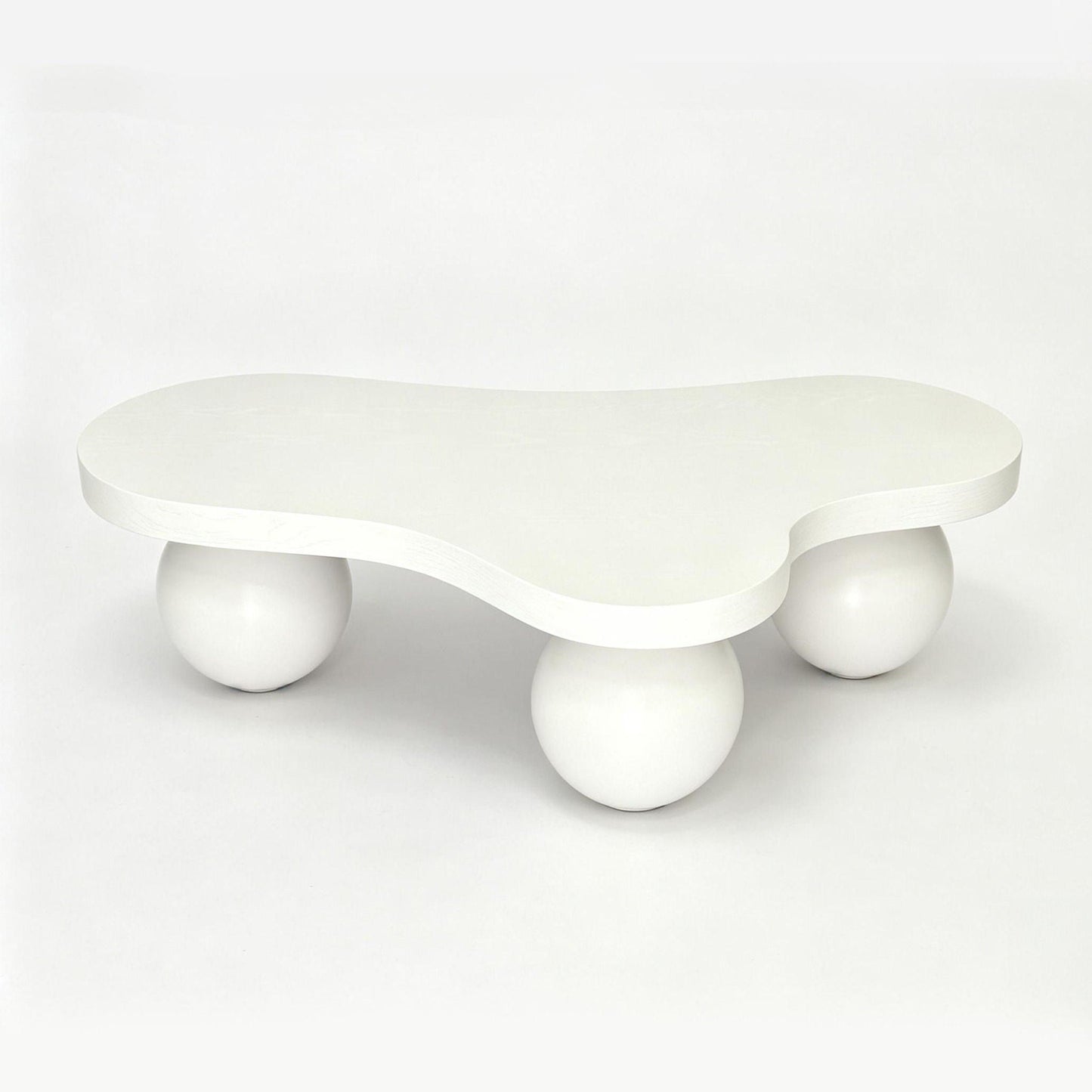 Cloud Shaped Coffee Table With 3 Ball Legs For Living Room