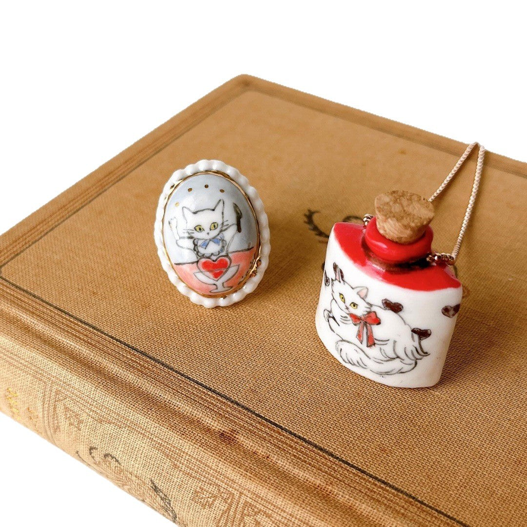 Fresh Fashionable And Soothing Cat-themed Necklace