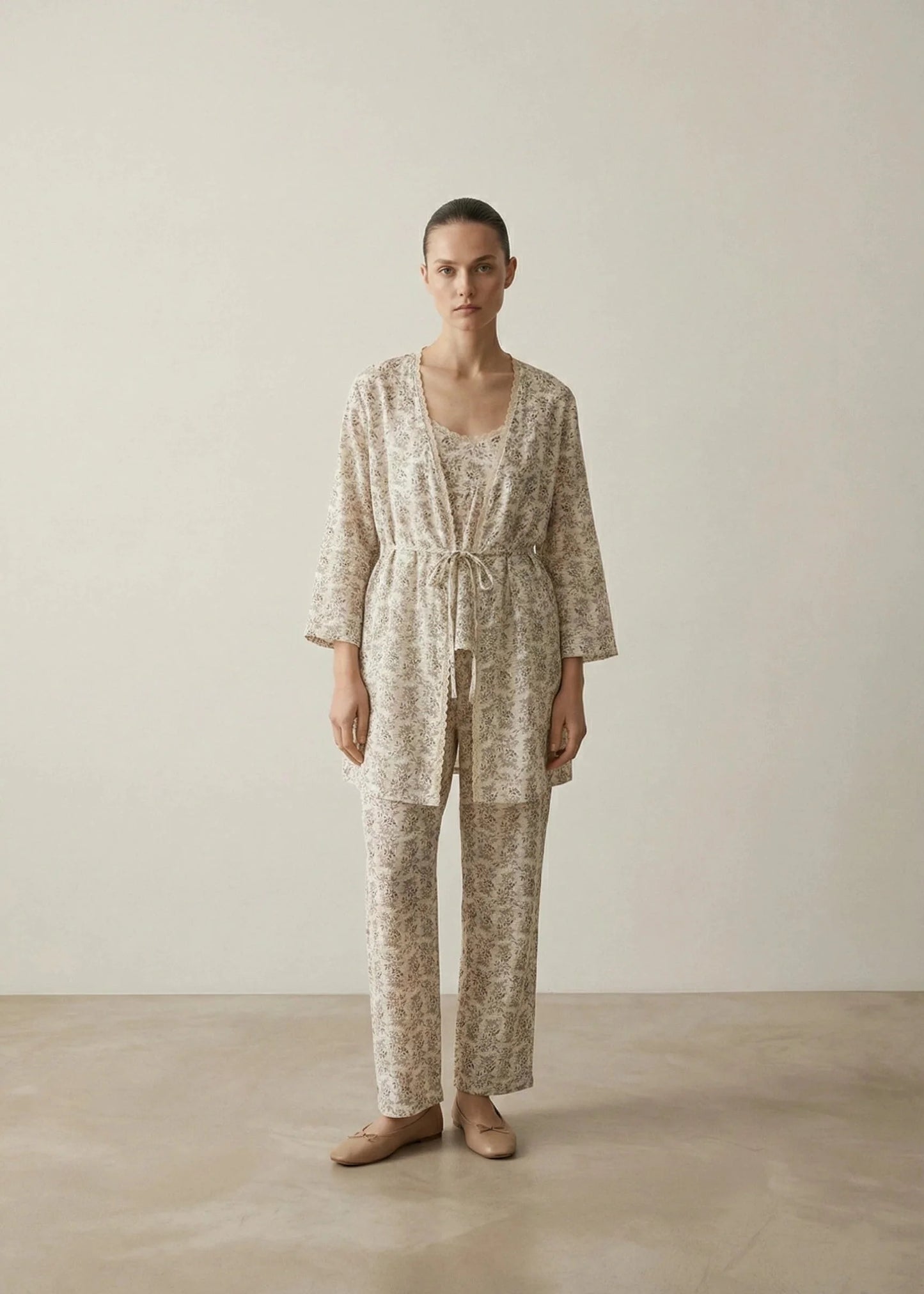 Floral V Tank and Long Pants with Cardigan Cotton Pajama Set / White
