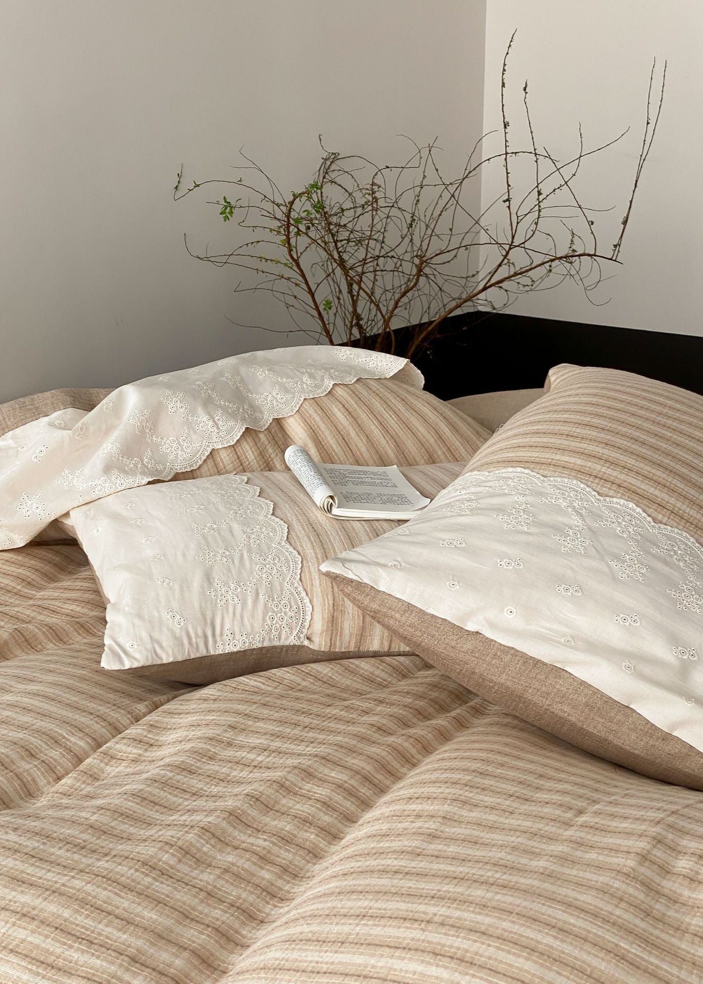 Florence Lace Double Gauze Striped Bedding Set / Brown
