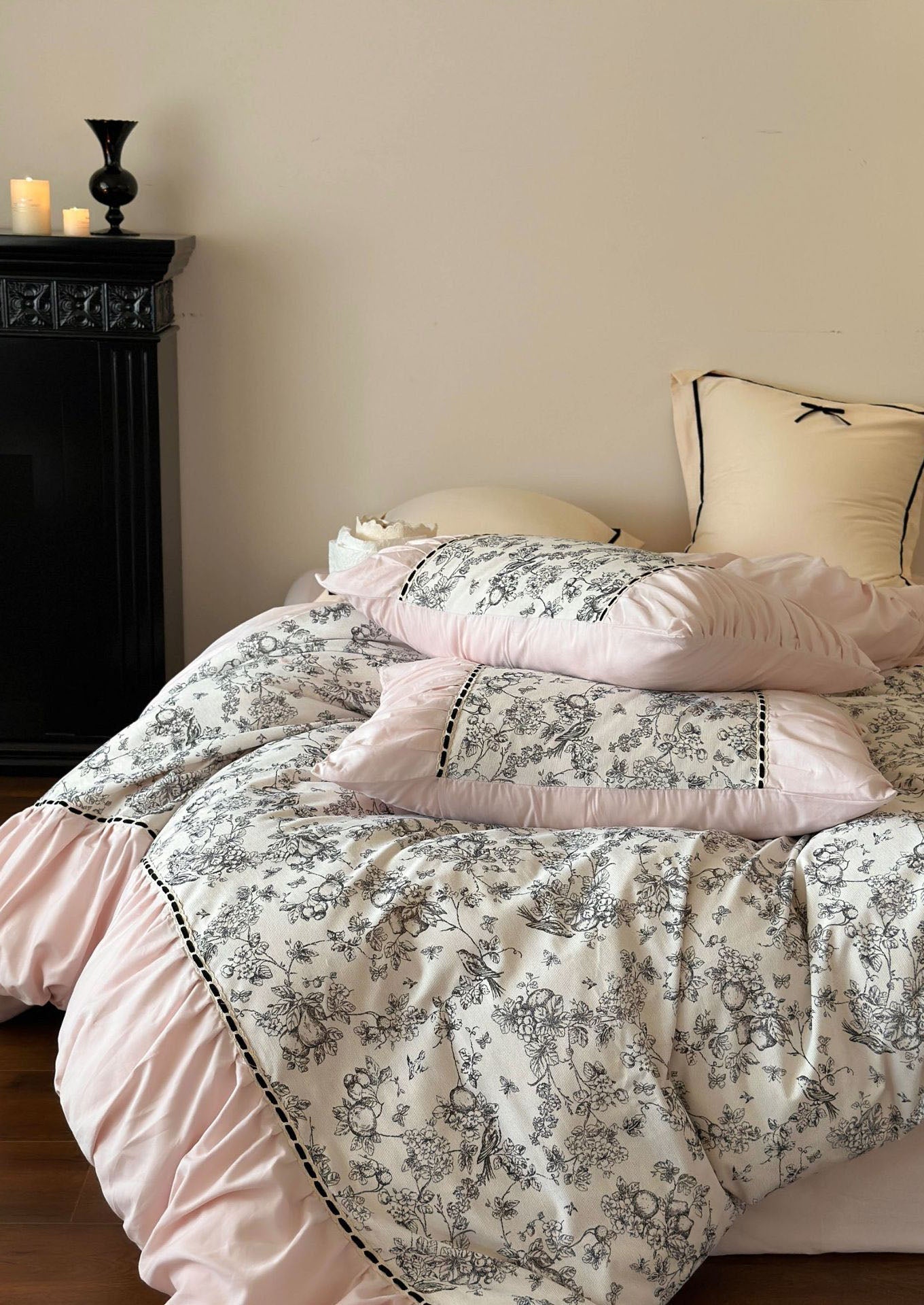 French Black Lace Bedding Set / Cream