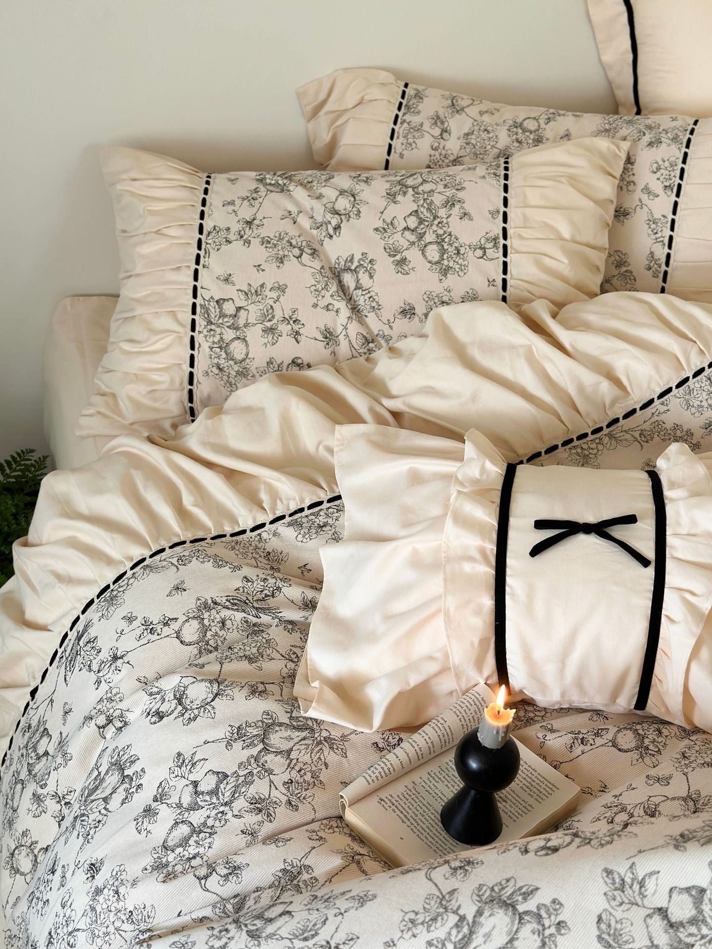 French Black Lace Bedding Set / Cream