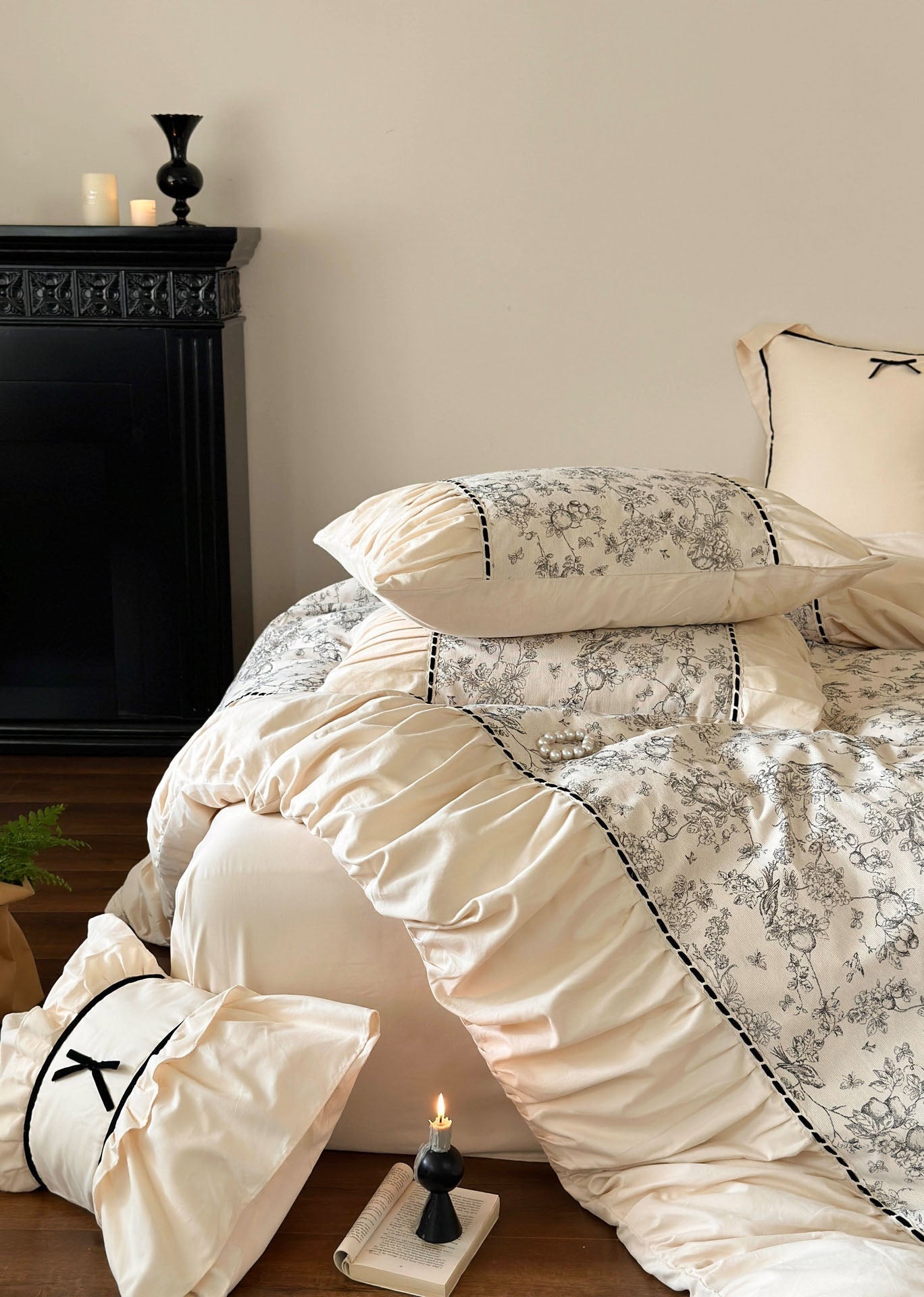 French Black Lace Bedding Set / Cream