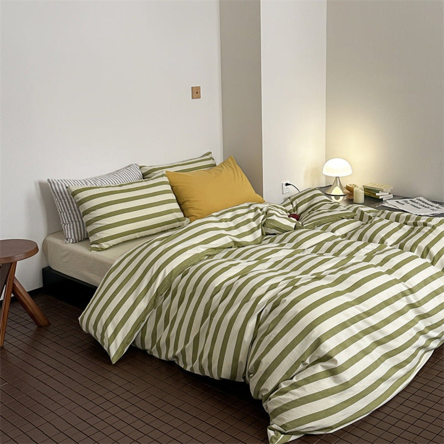 French Stripes Minimal Bedding Set / Green Yellow