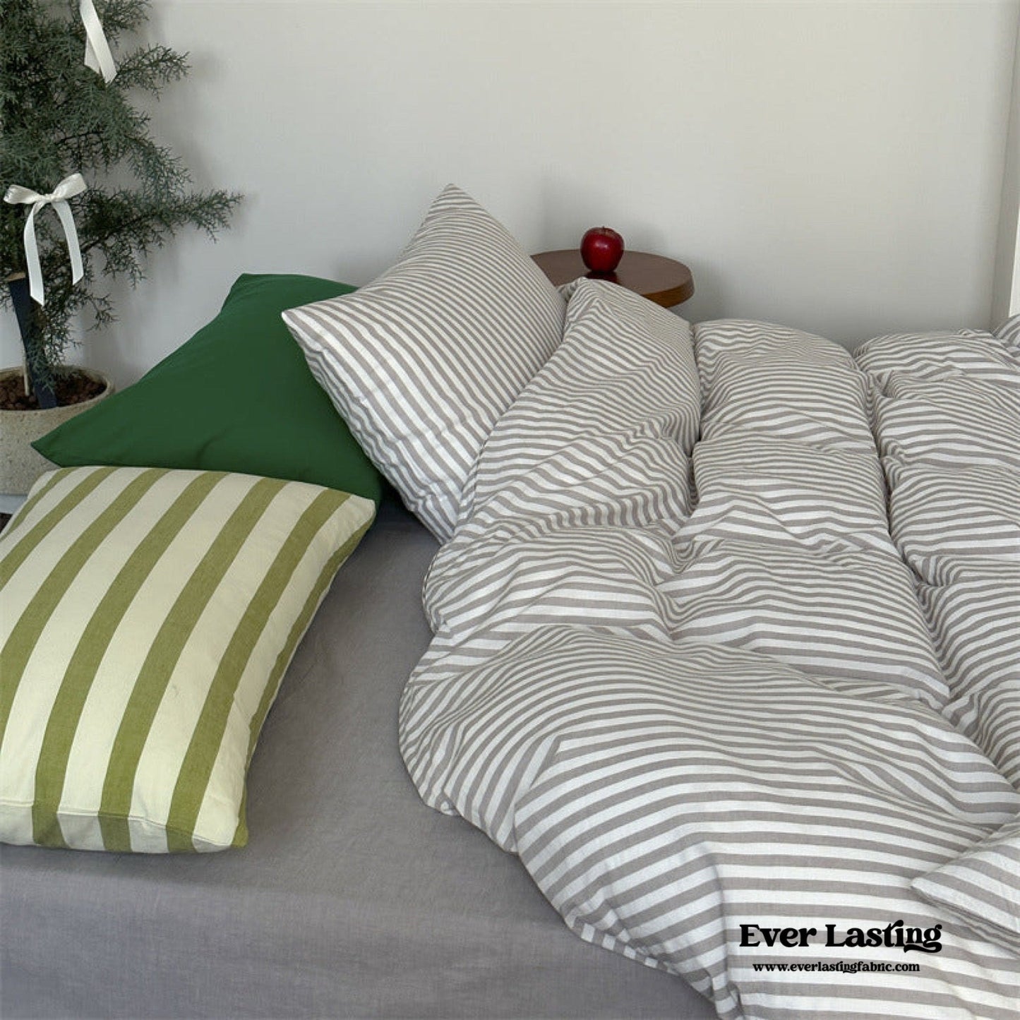 French Stripes Minimal Bedding Set / Green Yellow