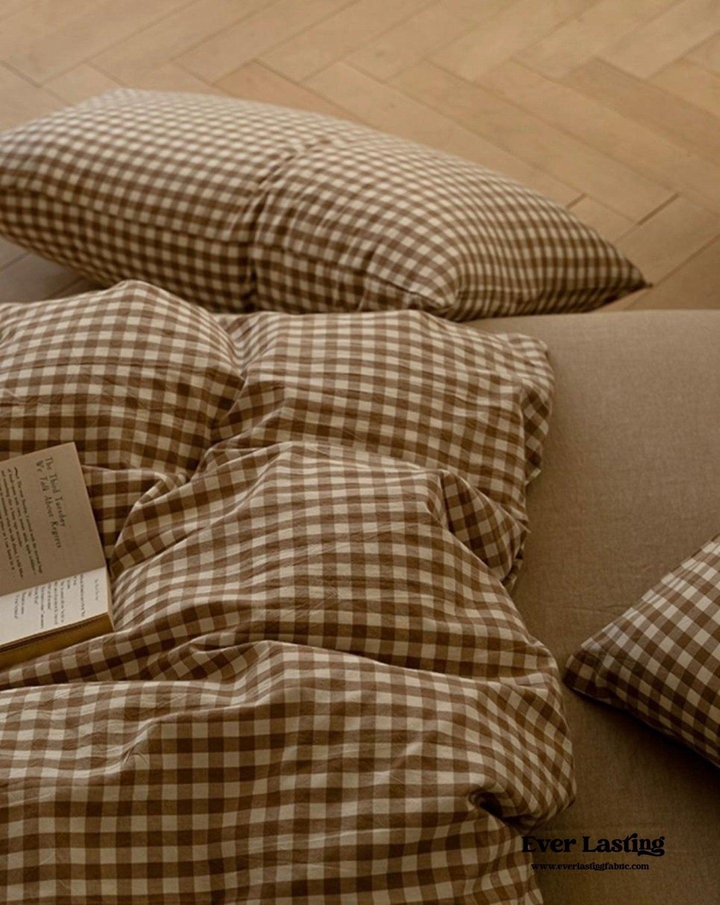 Gingham Bedding Set / Brown