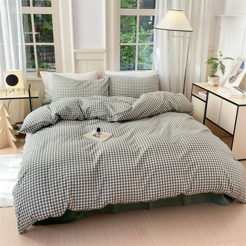 Gingham Bedding Set / Red