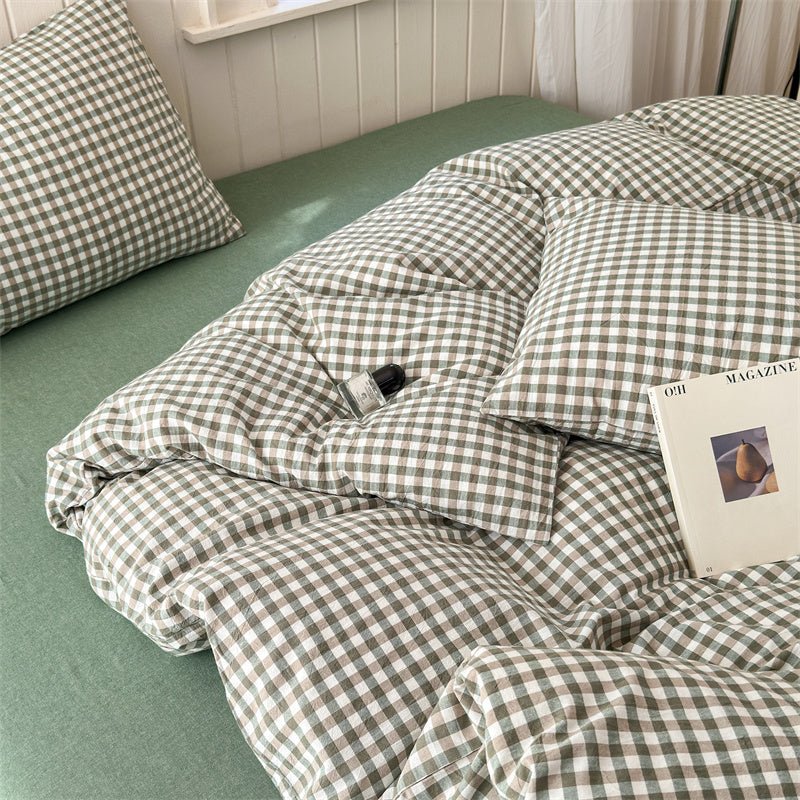 Gingham Bedding Set / Red