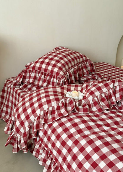 Hattie Gingham Ruffle Bedding Set / Red