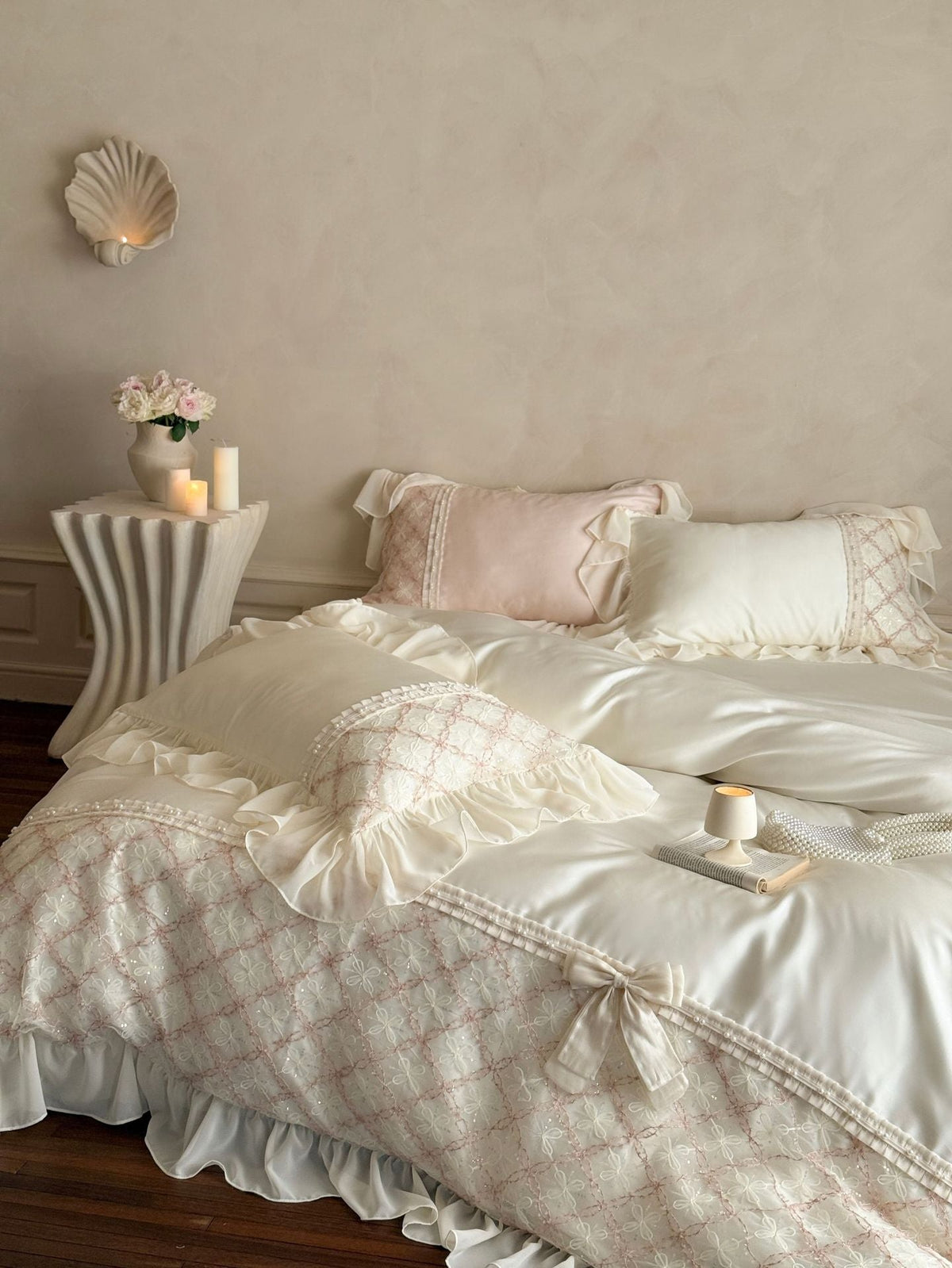Haute Pearl TENCEL™ Bedding Set / White Romance
