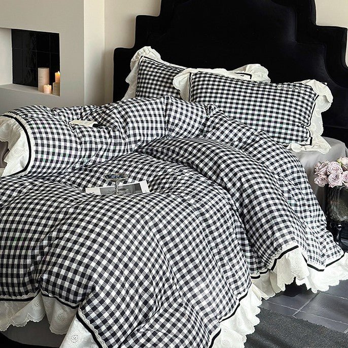 Hazel Vintage Gingham Ruffle Bedding Set / Red
