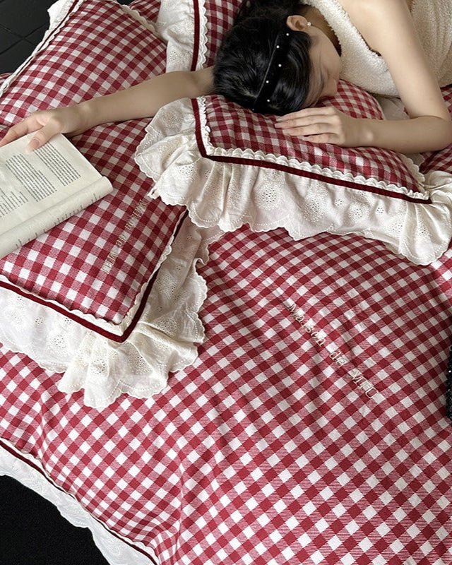 Hazel Vintage Gingham Ruffle Bedding Set / Red