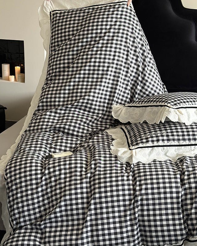 Hazel Vintage Gingham Ruffle Bedding Set / Red