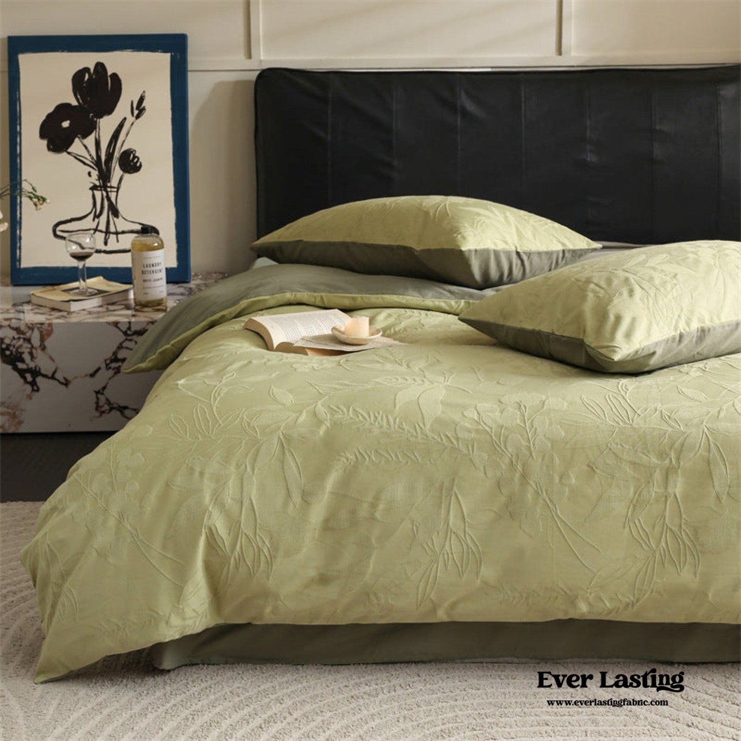 Hidden Garden Jacquard Floral Bedding Set / Moss Green