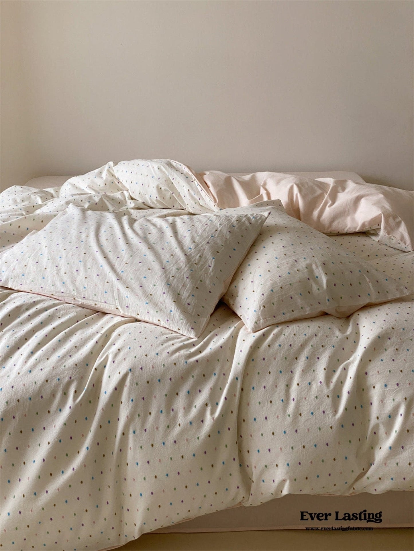Iris Polka Dot Jacquard Bedding Set