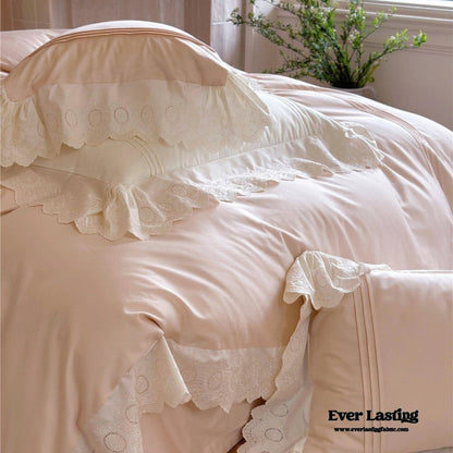 Isabelle Silky Cottage Ruffled Bedding Set / Pink