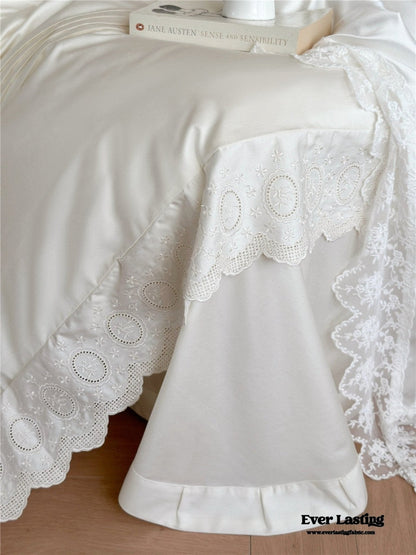 Isabelle Silky Cottage Ruffled Bedding Set / Pink