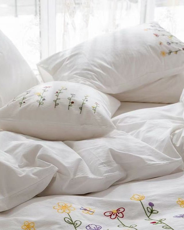 Isla White Floral Embroidered Bedding Set / Rainbow