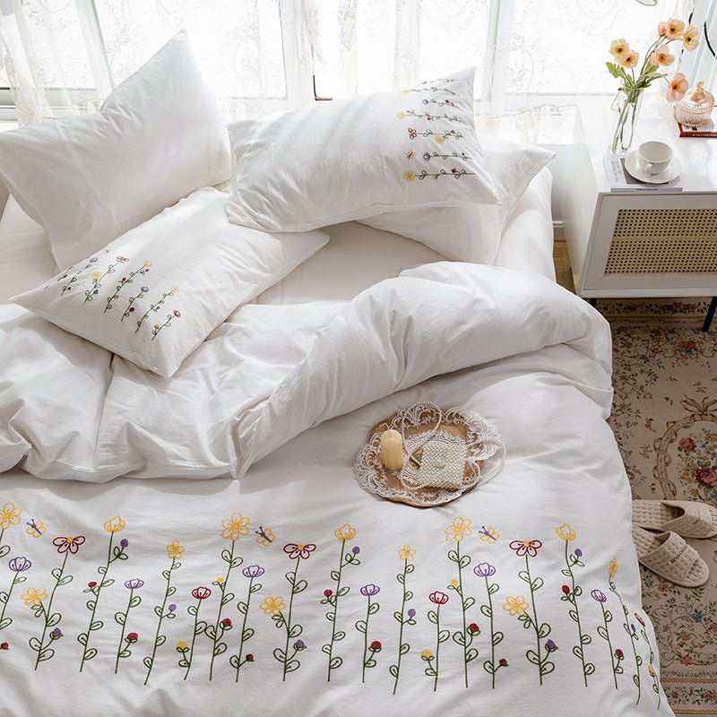 Isla White Floral Embroidered Bedding Set / Sunflower