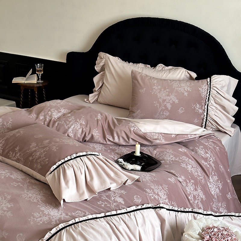 Jacquard Gilded Velvet Ruffled Bedding Set / Pink