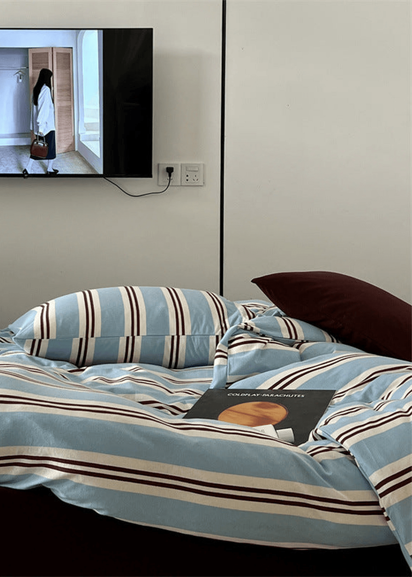 Jersey Knit Retro Stripe Bedding Set / Blue + Burgundy