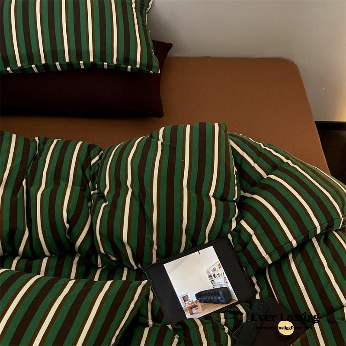 Jersey Knit Retro Stripe Bedding Set / Green + Brown