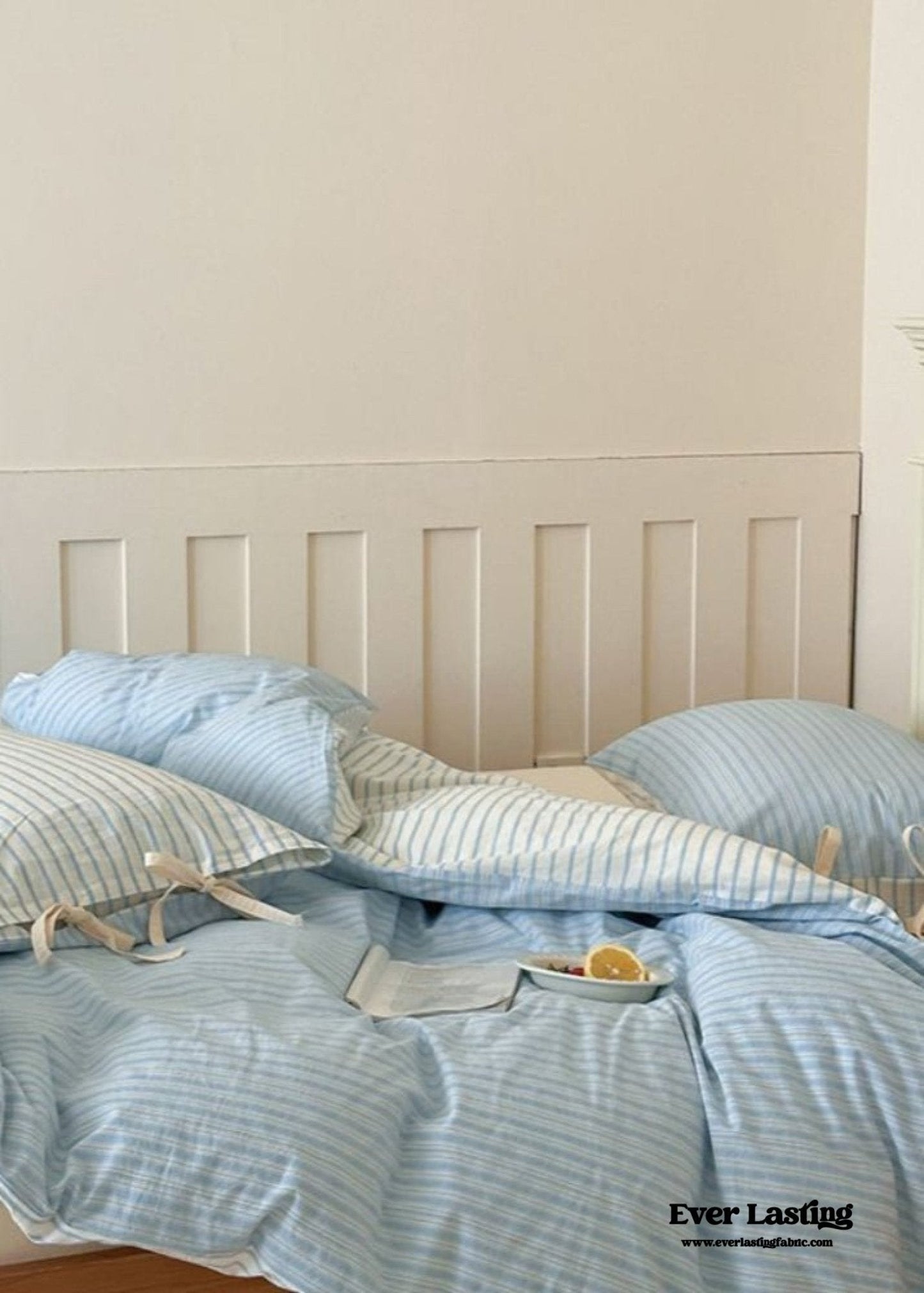 Josie Bow Tied Striped Bedding Set / Blue
