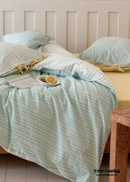 Josie Bow Tied Striped Bedding Set / Blue
