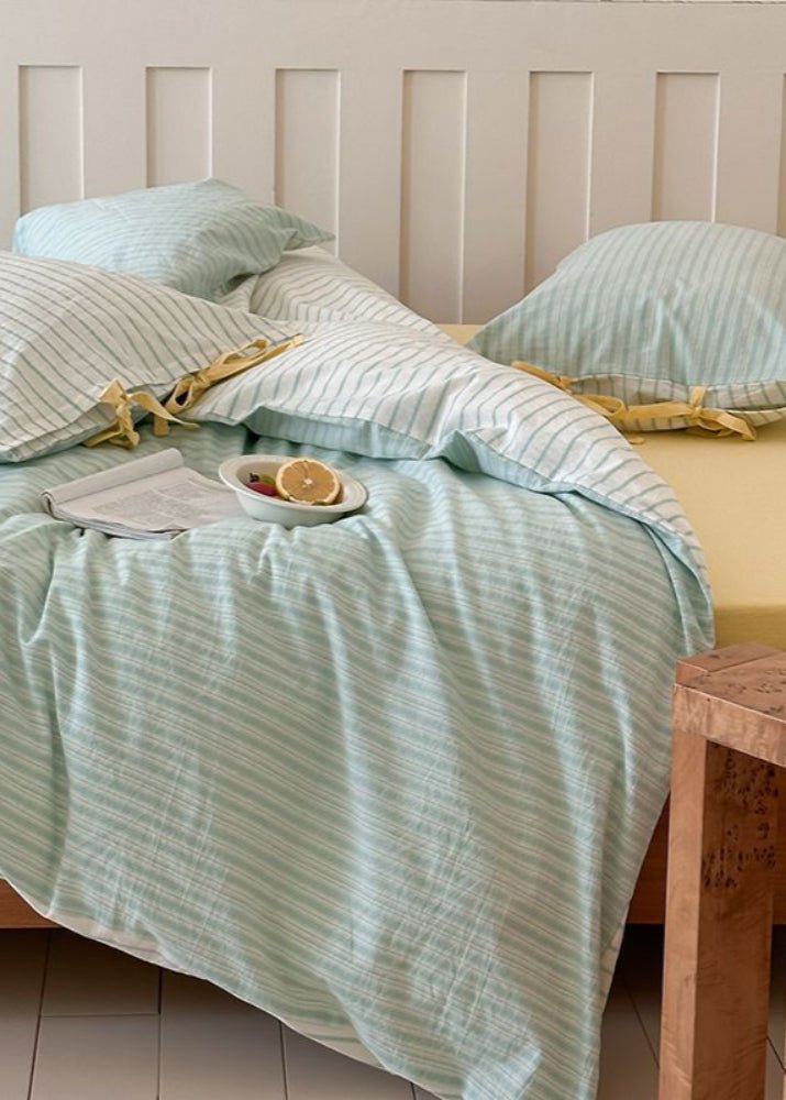 Josie Bow Tied Striped Bedding Set / Green