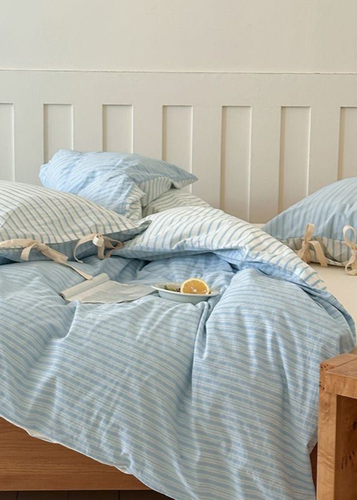 Josie Bow Tied Striped Bedding Set / Green