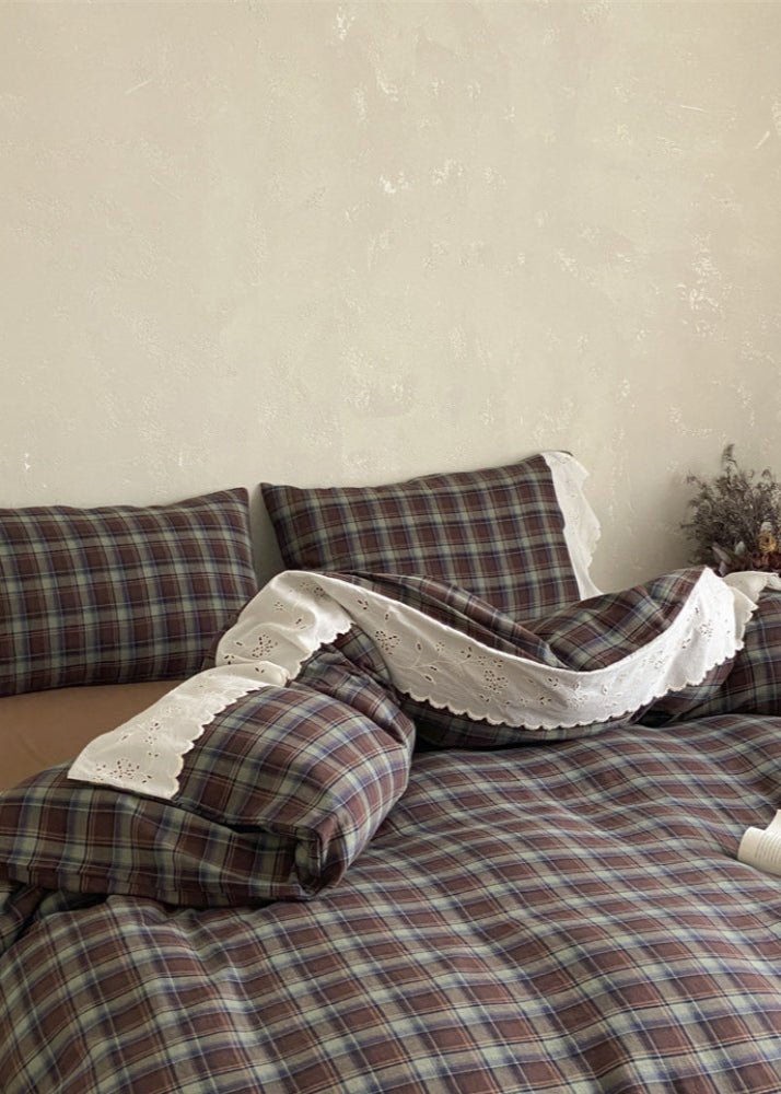 June Lace Double Gauze Gingham Bedding Set / Red
