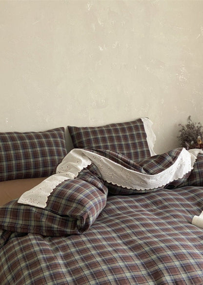 June Lace Double Gauze Gingham Bedding Set / Red