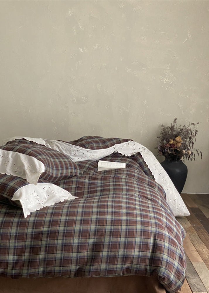 June Lace Double Gauze Gingham Bedding Set / Red