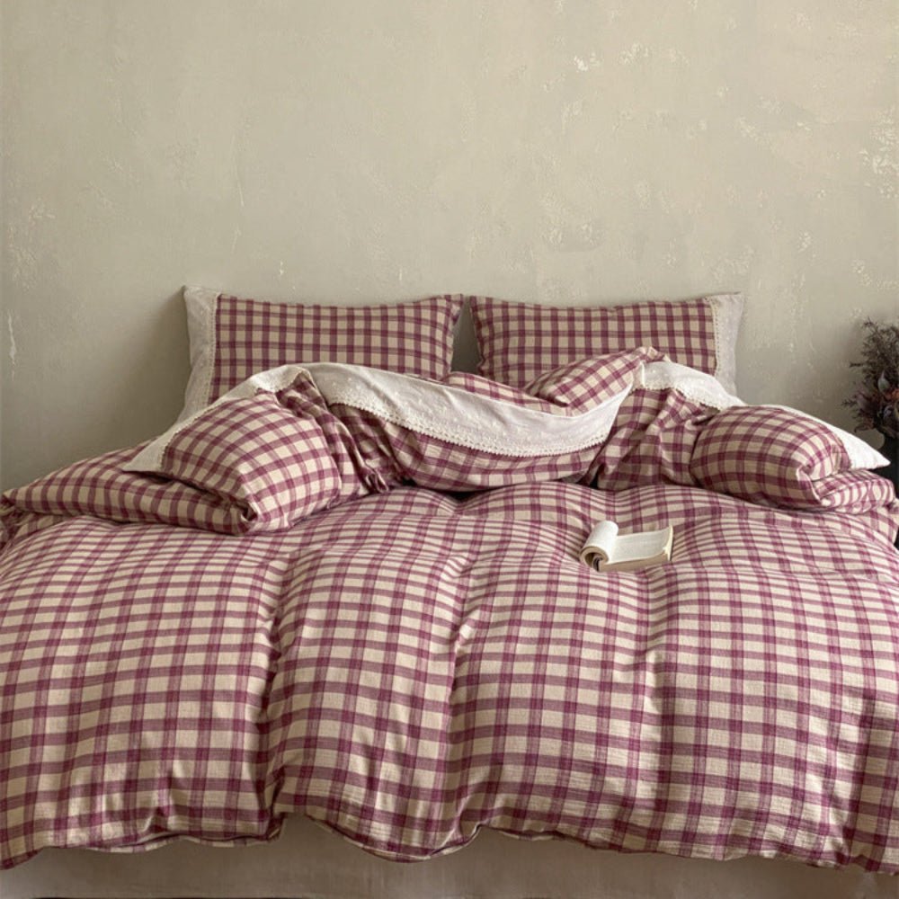 June Lace Double Gauze Gingham Bedding Set / Red