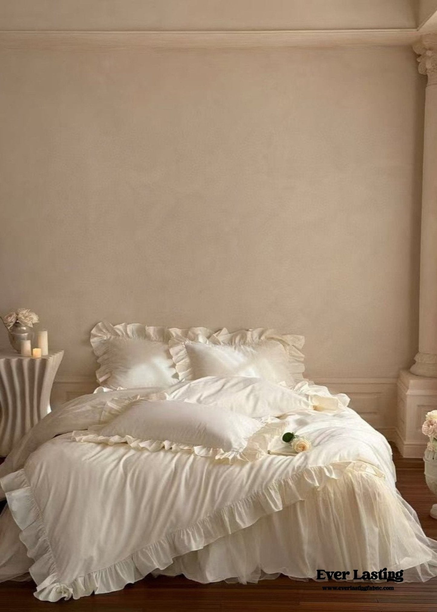 Lacey Lace Ruffle Washed Cotton Bedding Set / White
