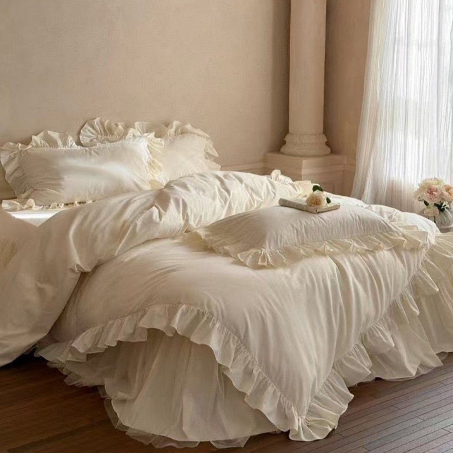 Lacey Lace Ruffle Washed Cotton Bedding Set / White
