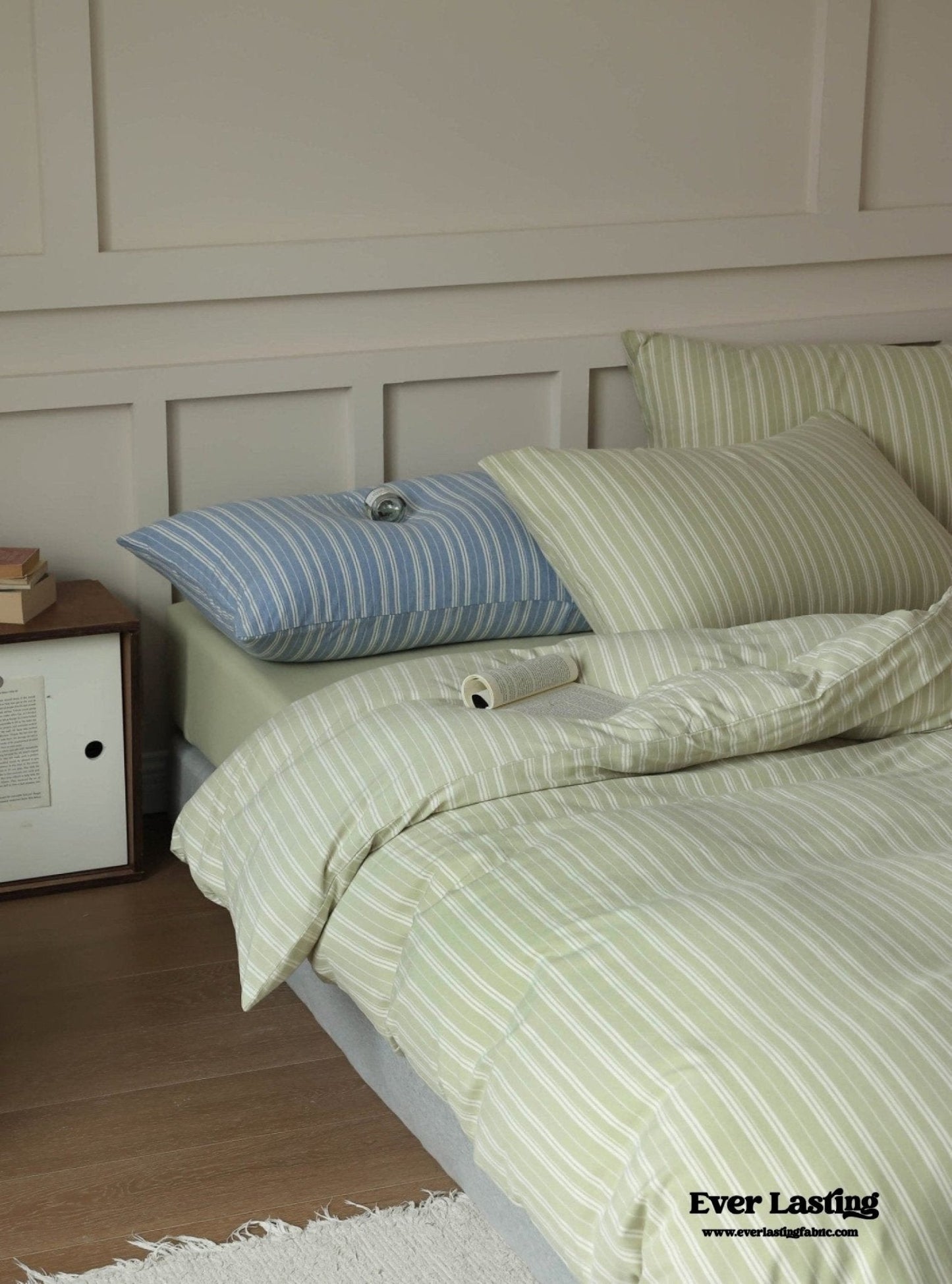 Leo Striped Jersey Knit Cotton Bedding Set / Blue