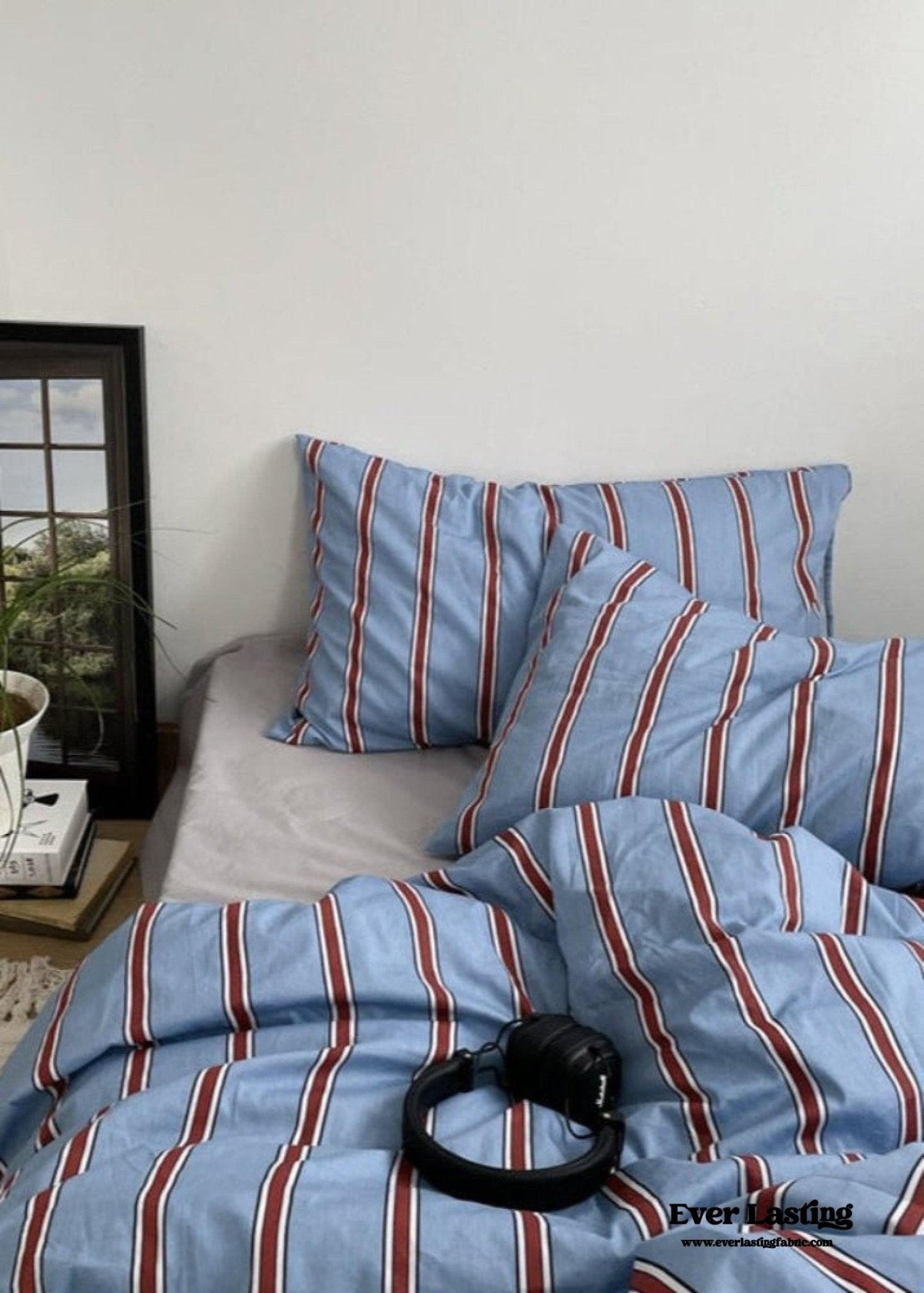 Liam Striped Bedding Set / Brown