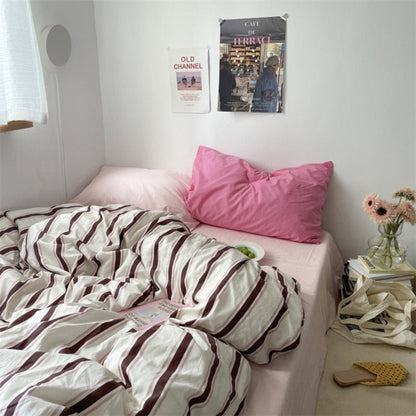 Liam Striped Bedding Set / Brown