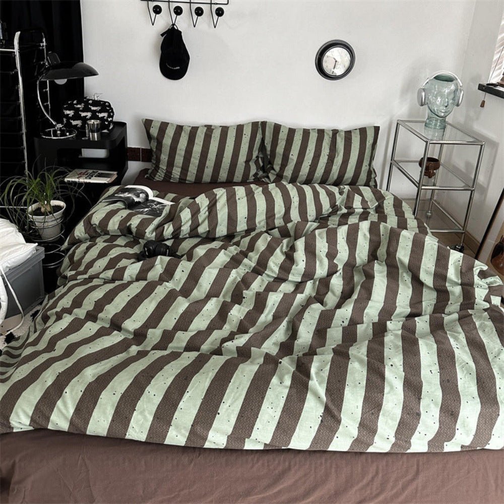 Liam Striped Bedding Set / Green