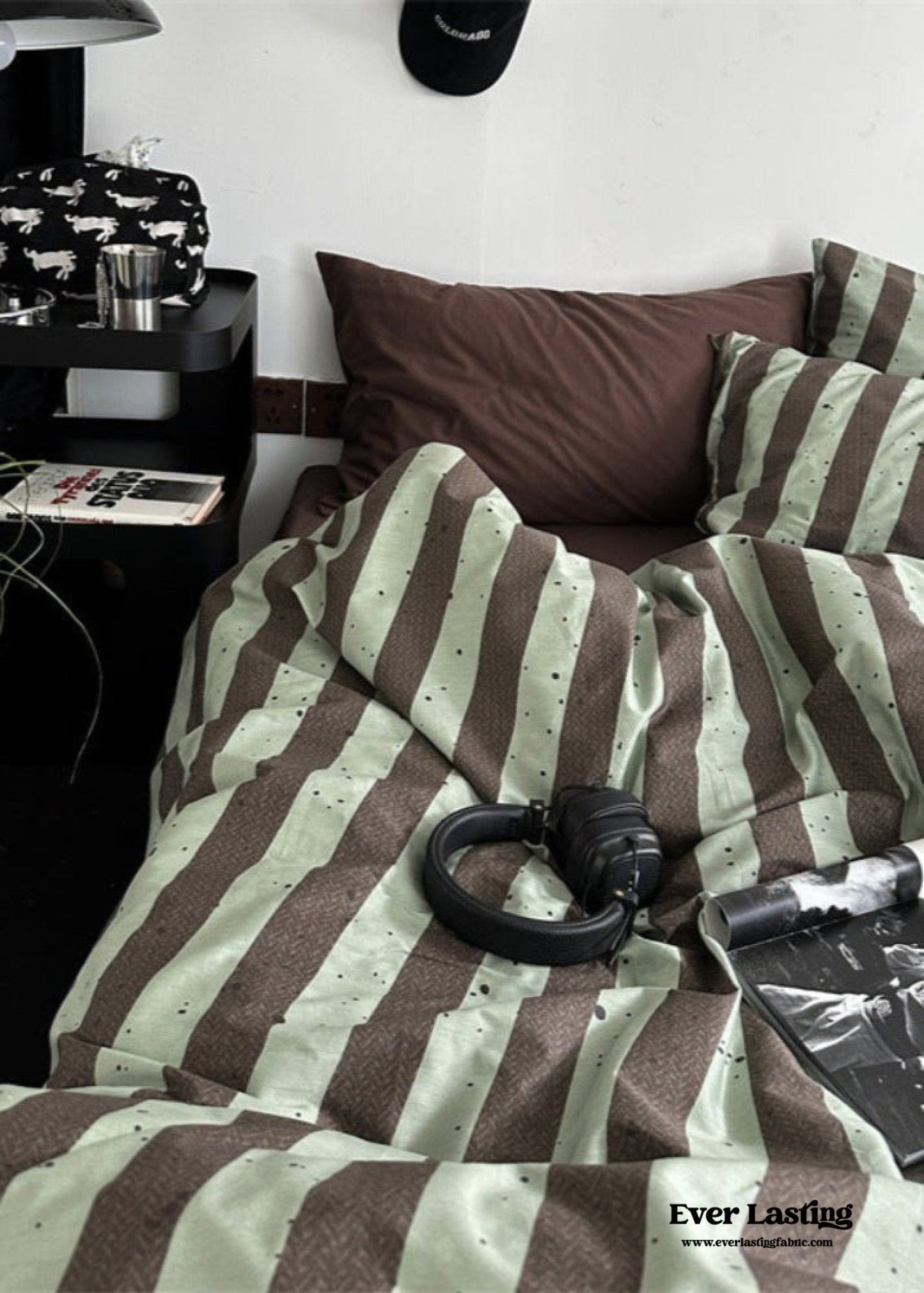 Liam Striped Bedding Set / Pink
