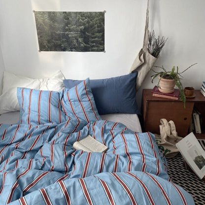 Liam Striped Bedding Set / Pink