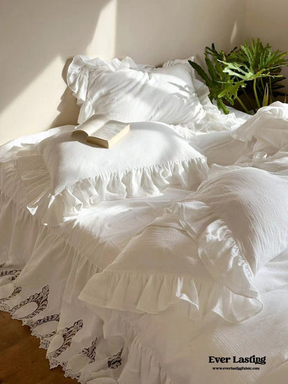 Liliane Elegant Ruffle Double Gauze Bedding Set / Hollow Out