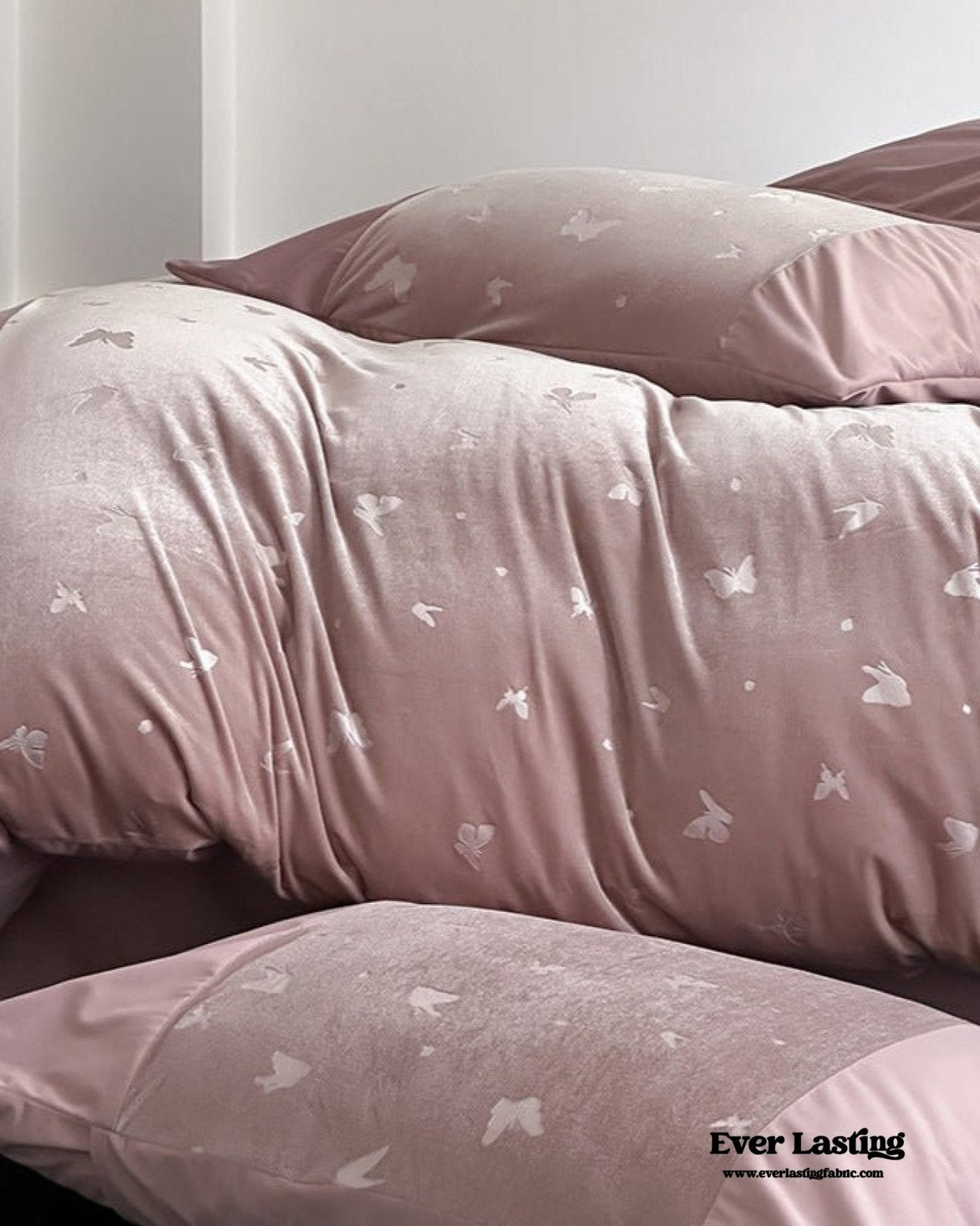 Lilou Velvet Butterfly Bedding Set / Eclipse Black