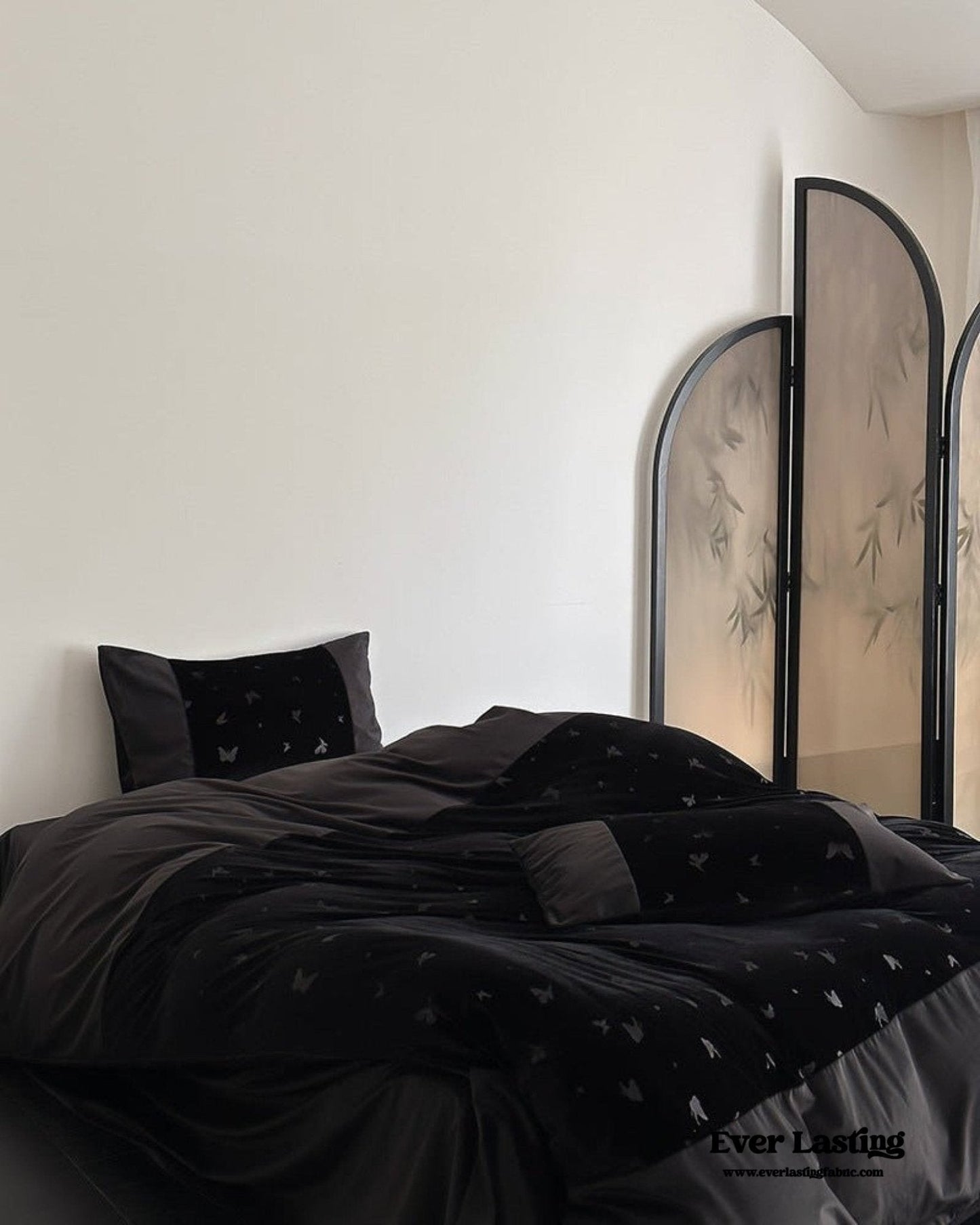 Lilou Velvet Butterfly Bedding Set / Pink Blush