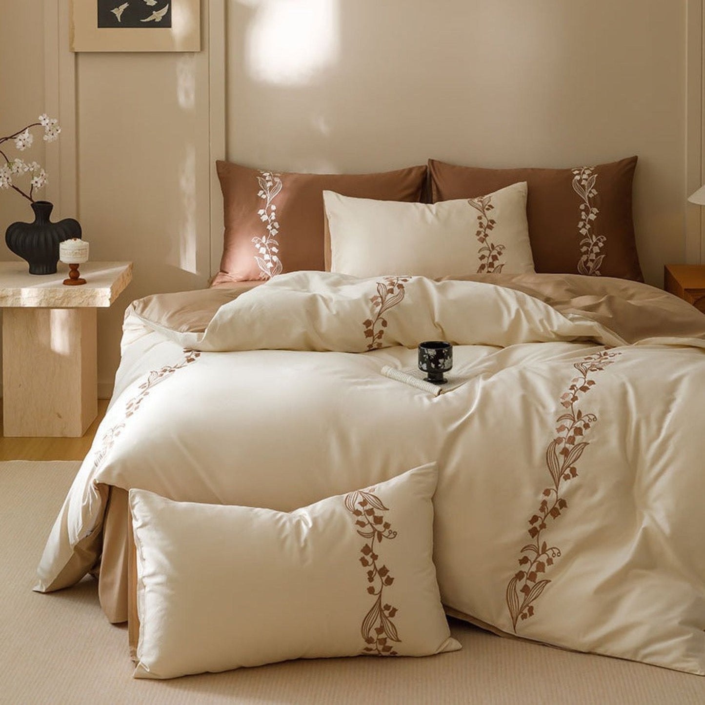 Lily of the Valley Embroidered Silky Bedding Set / Green