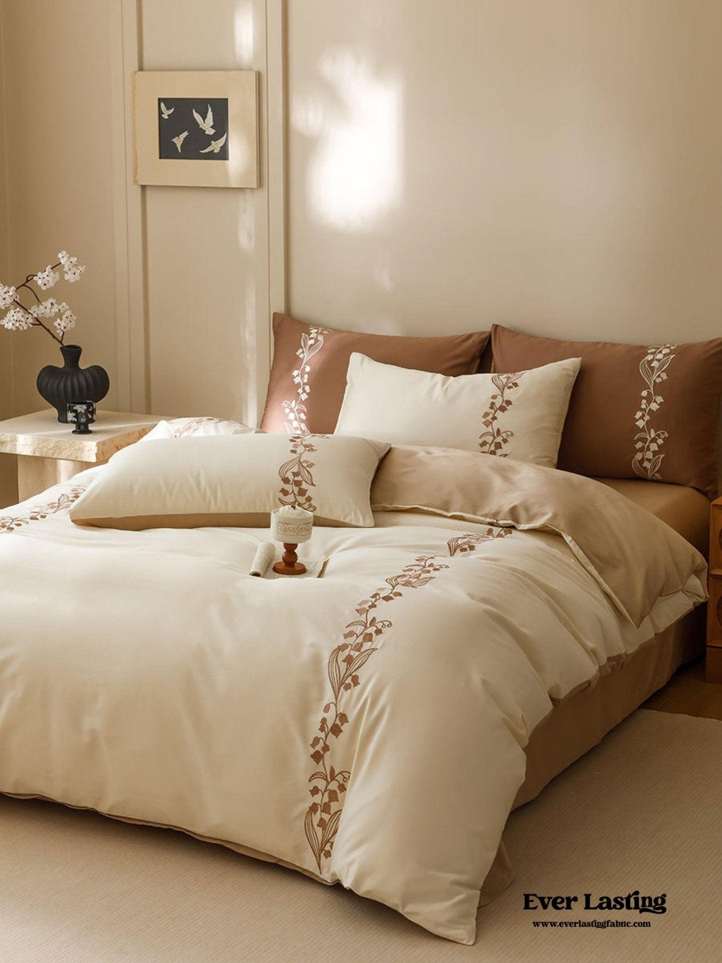 Lily of the Valley Embroidered Silky Bedding Set / Green