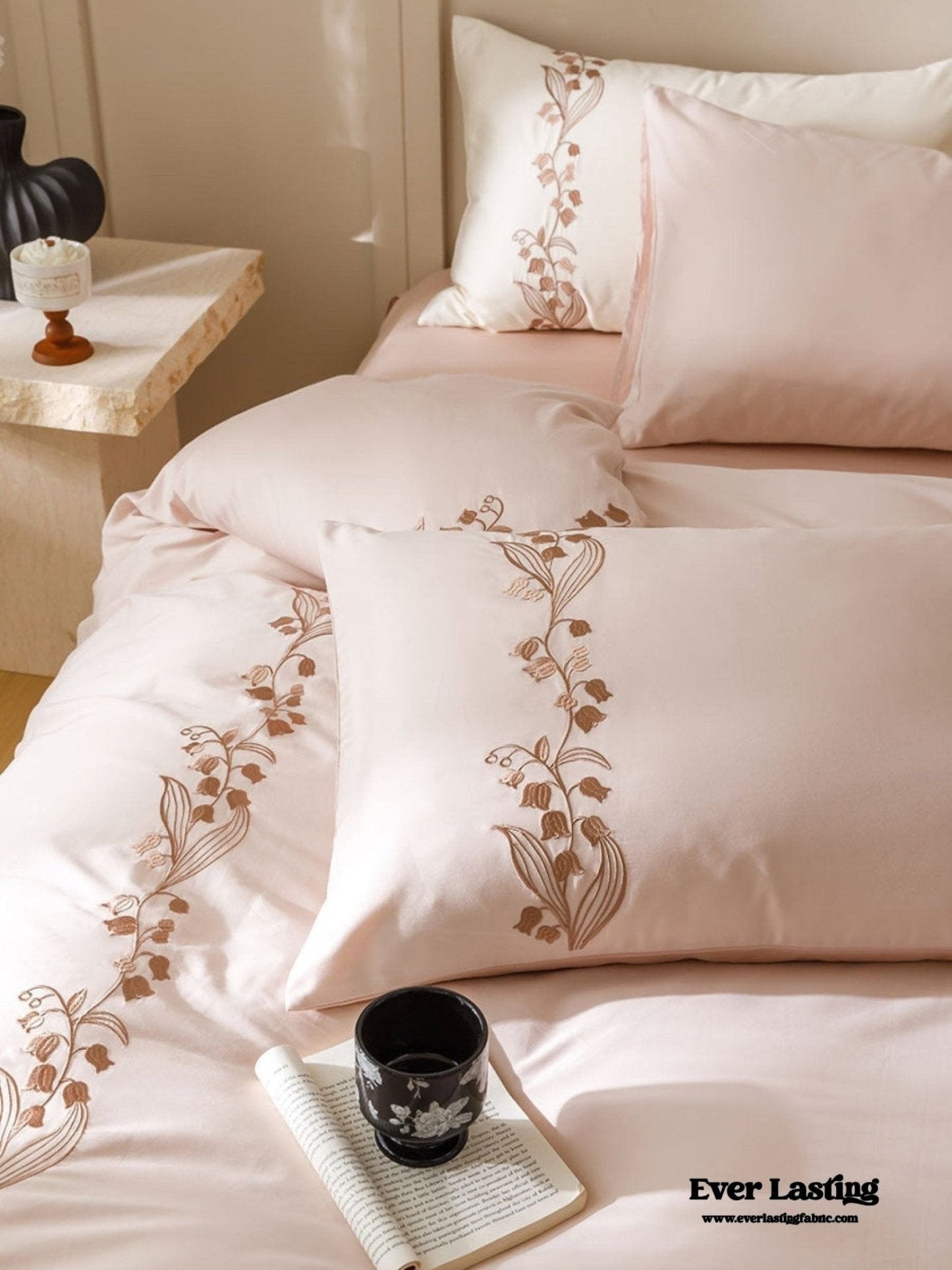 Lily of the Valley Embroidered Silky Bedding Set / Pink