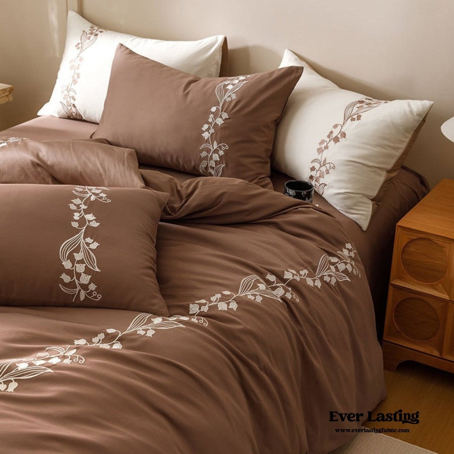 Lily of the Valley Embroidered Silky Bedding Set / Purple