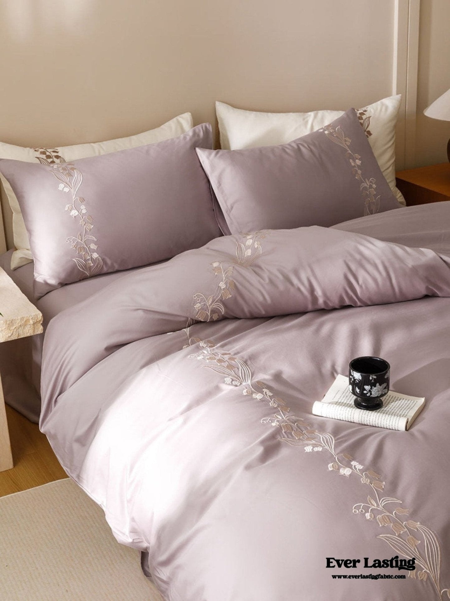 Lily of the Valley Embroidered Silky Bedding Set / Purple